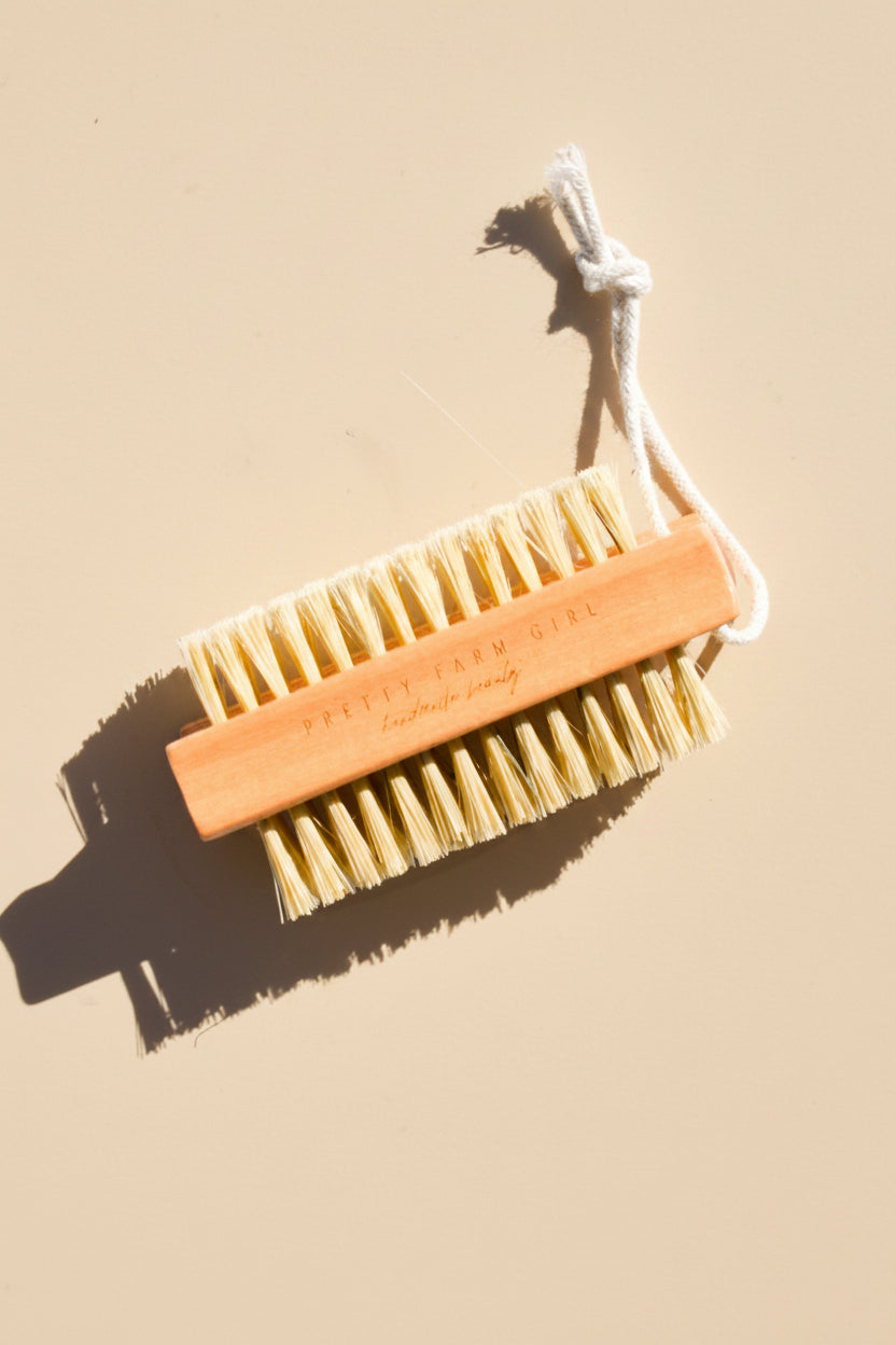 Bamboo Nail Brush With Sisal Bristles
